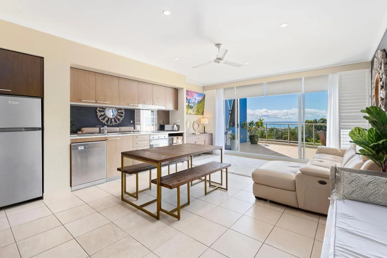 Vistablue @ The Bay Apartment Urangan